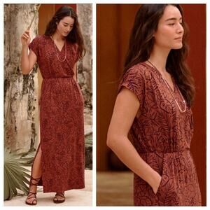 NWT Garnet Hill Shelby Knit Maxi Dress in Rust Orange Leaf Print - Size M